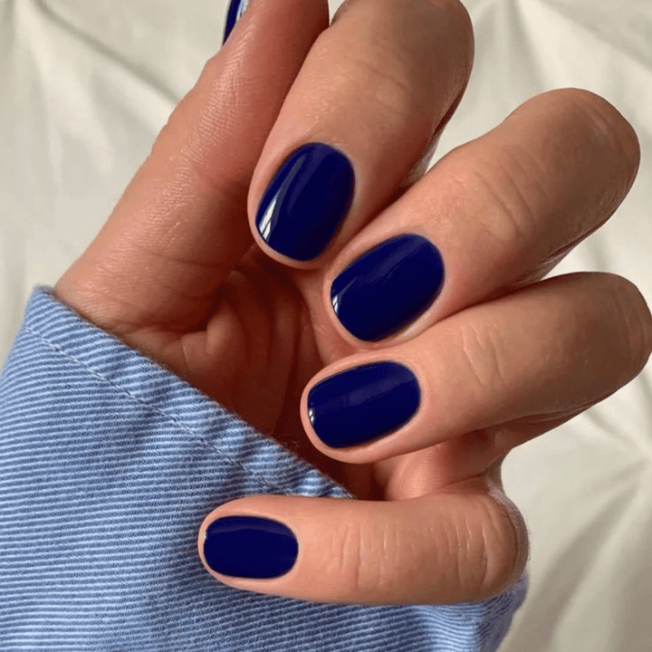 Review by Lola D